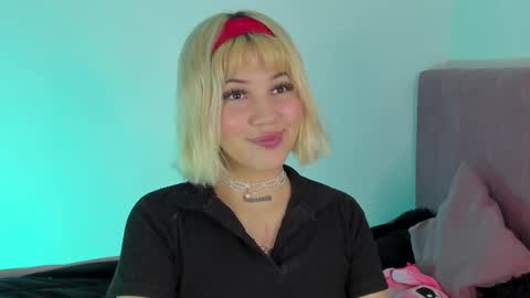 Snapshot of samantha_browwnn chatting on November 2025 11:29:01 PM samantha_browwnn online show from November 2025 11:29:01 PM