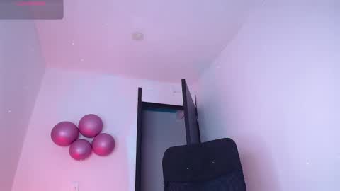 Snapshot of samantha_devil_ chatting on December 2025 12:15:02 AM Samanta online show from December 2025 12:15:02 AM