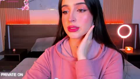 samantha_moons online show from May 2026 12:50:01 AM