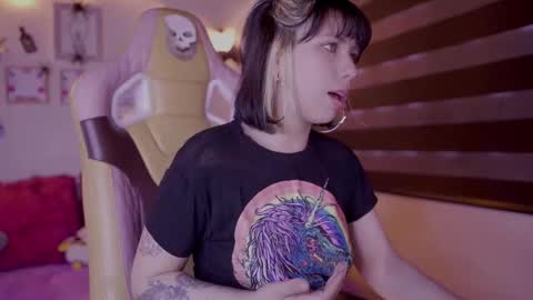 SAMY online show from October 2025 09:04:01 PM