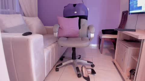 samantha_thompsoon online show from February 2026 09:30:02 PM