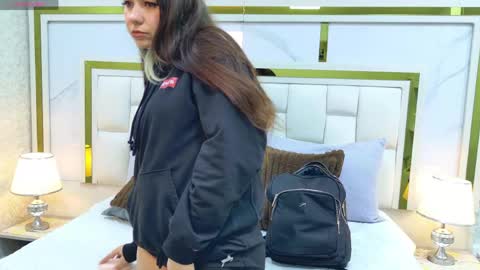 Snapshot of samanthaa_sm chatting on April 2026 02:53:02 AM samanthaa_sm online show from April 2026 02:53:02 AM