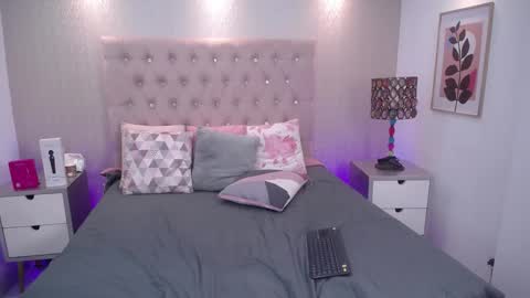 Samantha online show from November 2025 05:07:01 AM