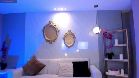 Samantha Klein online show from September 2025 03:06:02 AM