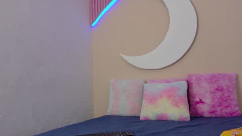 samanthalaurent online show from June 2026 07:12:02 PM