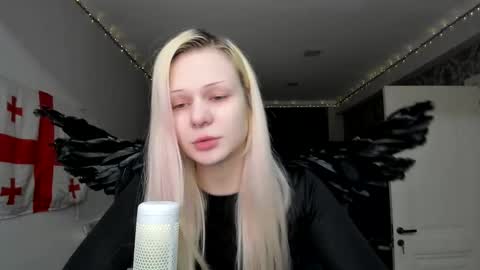 Snapshot of samanthamiasnik1 chatting on January 2025 02:32:01 PM Samantha online show from January 2025 02:32:01 PM