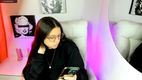 Samantha online show from April 2026 03:17:02 PM