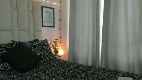 Samixmami online show from February 2025 09:40:01 PM