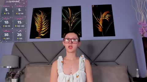 Snapshot of samara_goals chatting on November 2025 01:00:02 PM Samara online show from November 2025 01:00:02 PM