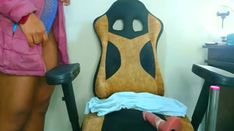 samary thomas online show from November 2025 01:26:01 AM