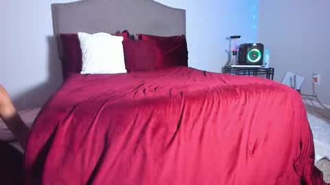 Yaya online show from November 2025 08:57:01 AM