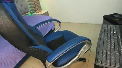 Snapshot of samblack_ chatting on February 2026 12:32:01 PM Sam online show from February 2026 12:32:01 PM