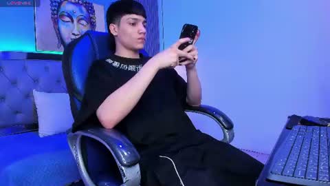 Snapshot of samblack_ chatting on July 2026 08:33:01 PM Sam online show from July 2026 08:33:01 PM