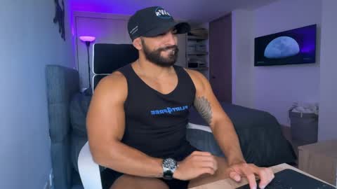 Sam Dornan online show from January 2025 04:01:02 PM