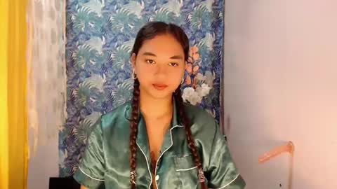 Snapshot of samgoddesslover chatting on December 2024 05:10:01 AM samantha online show from December 2024 05:10:01 AM