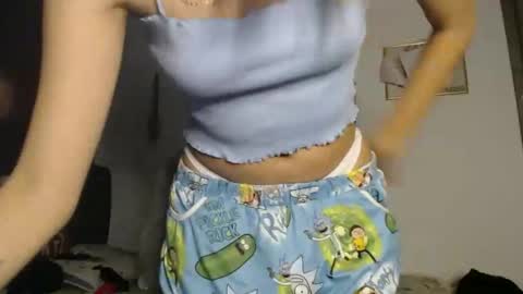 Snapshot of sami_and_gael chatting on September 2025 02:12:01 AM Tami Gael online show from September 2025 02:12:01 AM