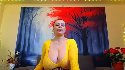 Snapshot of samiraevans chatting on January 2025 04:01:01 PM online show from January 2025 04:01:01 PM