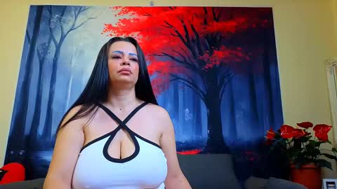 Snapshot of samiraevans chatting on March 2025 08:48:01 PM online show from March 2025 08:48:01 PM