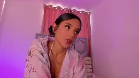 samirose_ online show from May 2026 10:40:02 PM