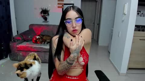 SARA online show from December 2025 02:06:02 AM