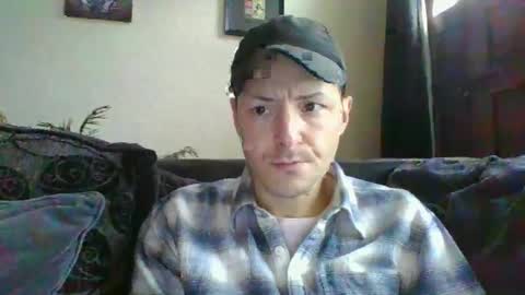 Snapshot of samlatty007 chatting on January 2025 01:46:01 PM sexy lad looking for fun online show from January 2025 01:46:01 PM