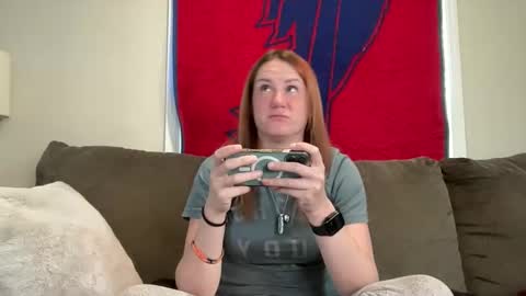 Snapshot of sammieplays chatting on May 2026 06:02:02 PM Playful Sammie online show from May 2026 06:02:02 PM