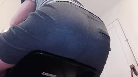 sammieslut4qos online show from June 2026 12:24:02 PM