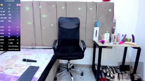 Snapshot of sammy_mature_ chatting on December 2024 12:23:02 PM Sammy online show from December 2024 12:23:02 PM