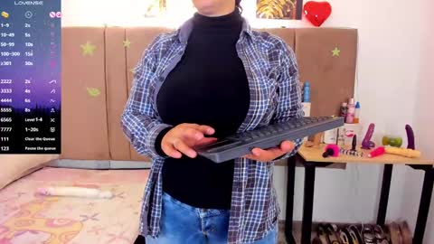 Snapshot of sammy_mature_ chatting on January 2025 02:35:02 AM Sammy online show from January 2025 02:35:02 AM