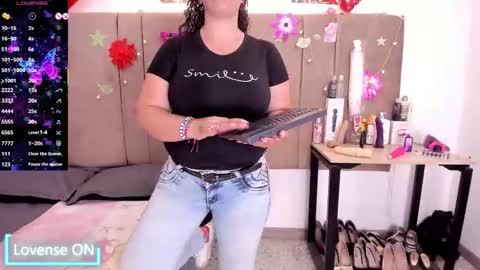 Snapshot of sammy_mature_ chatting on September 2025 10:32:01 PM Sammy online show from September 2025 10:32:01 PM