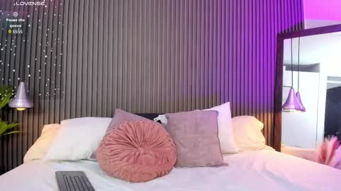 Snapshot of sammybrunette1 chatting on October 2025 08:42:01 PM Axel online show from October 2025 08:42:01 PM