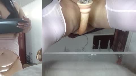 Snapshot of sammyevanss__ chatting on November 2025 11:31:02 AM SAMMY online show from November 2025 11:31:02 AM