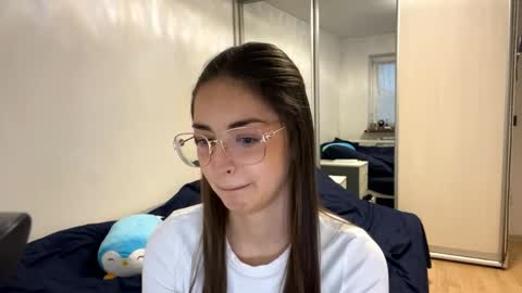 I am Sammy ntmuLets hit 10 Thumbs Up together online show from April 2026 03:59:01 AM