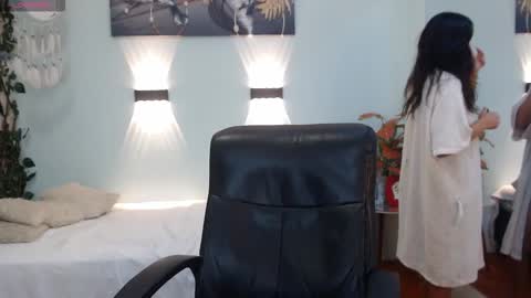 sammyrhoades online show from November 2025 07:24:01 PM