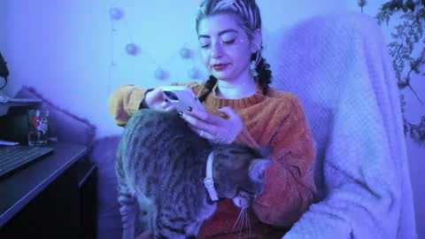   online show from January 2025 03:54:02 AM