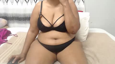 Snapshot of sammyxxx393 chatting on May 2026 05:52:01 PM sammyxxx393 online show from May 2026 05:52:01 PM