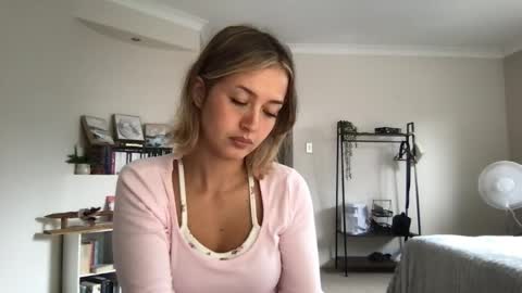 Sammy online show from May 2026 12:27:02 AM