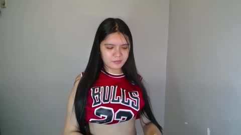 Snapshot of sampaguita_pinayxx chatting on September 2025 10:53:02 AM SOFIA online show from September 2025 10:53:02 AM