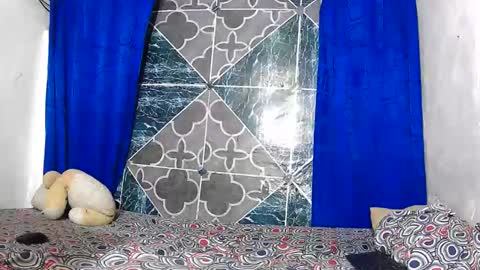 Samuel Sincee online show from November 2025 05:18:02 AM