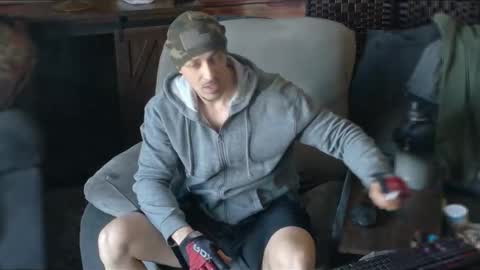 samueldixky online show from February 2026 03:30:01 PM