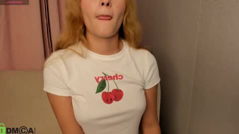 Snapshot of samy_bae chatting on March 2025 09:43:01 PM Samantha online show from March 2025 09:43:01 PM