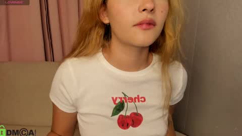 Snapshot of samy_bae chatting on March 2025 12:49:01 AM Samantha online show from March 2025 12:49:01 AM