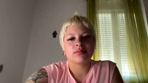 Snapshot of samymoon3 chatting on April 2026 08:12:02 AM Samymoon online show from April 2026 08:12:02 AM