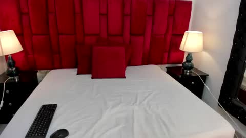 samyy_02 online show from June 2026 06:31:01 PM