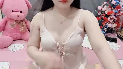 sanami_sian_ online show from November 2025 01:42:01 AM