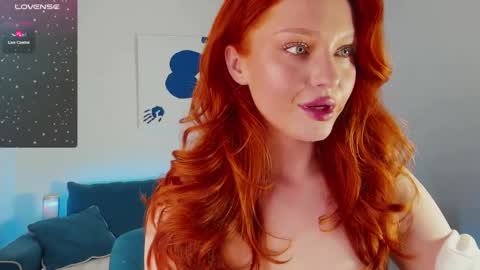 Snapshot of sanda_red chatting on December 2024 06:13:01 PM Sanda3 online show from December 2024 06:13:01 PM