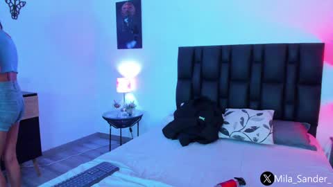 MilaSander online show from December 2024 03:46:02 PM