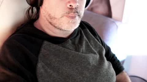 Snapshot of sanders_white chatting on January 2025 01:56:01 AM Sanders online show from January 2025 01:56:01 AM