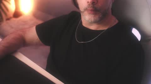 Snapshot of sanders_white chatting on March 2025 09:33:02 AM Sanders online show from March 2025 09:33:02 AM