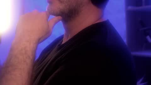 Snapshot of sanders_white chatting on November 2025 02:45:01 AM Sanders online show from November 2025 02:45:01 AM